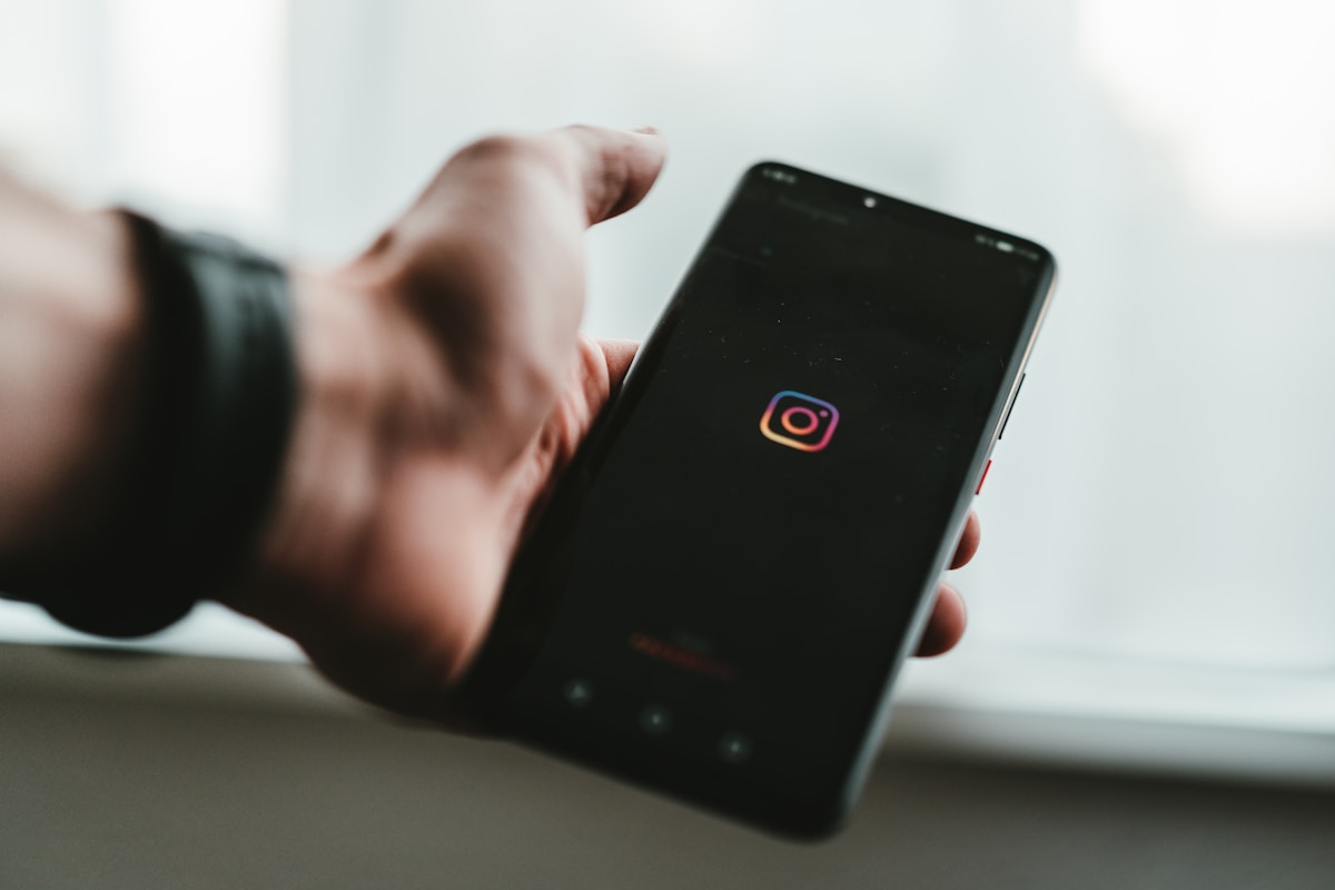 TikTok Shop vs 独立站：2026年该怎么选？